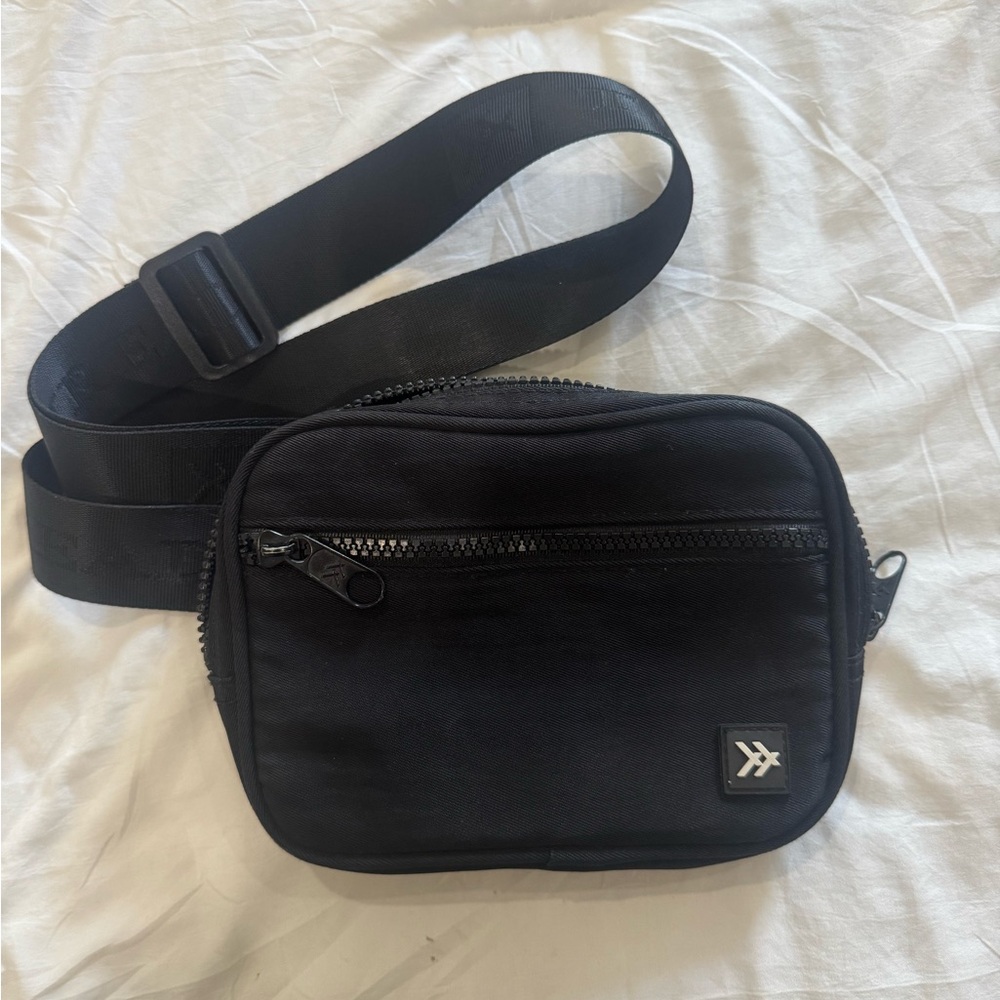 THREAD Black Crossbody Bag